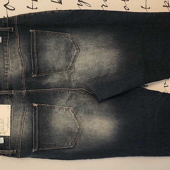 C Est 1946 Denim Jeans - Picture 7 of 9